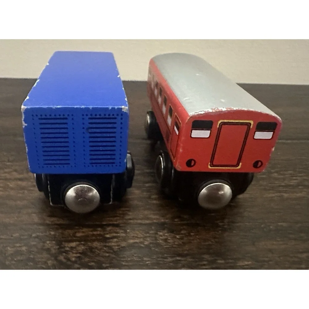 Brio  Thomas Tank‎ & Friends Compatable Wooden Railway Passenger Car & Mail Car